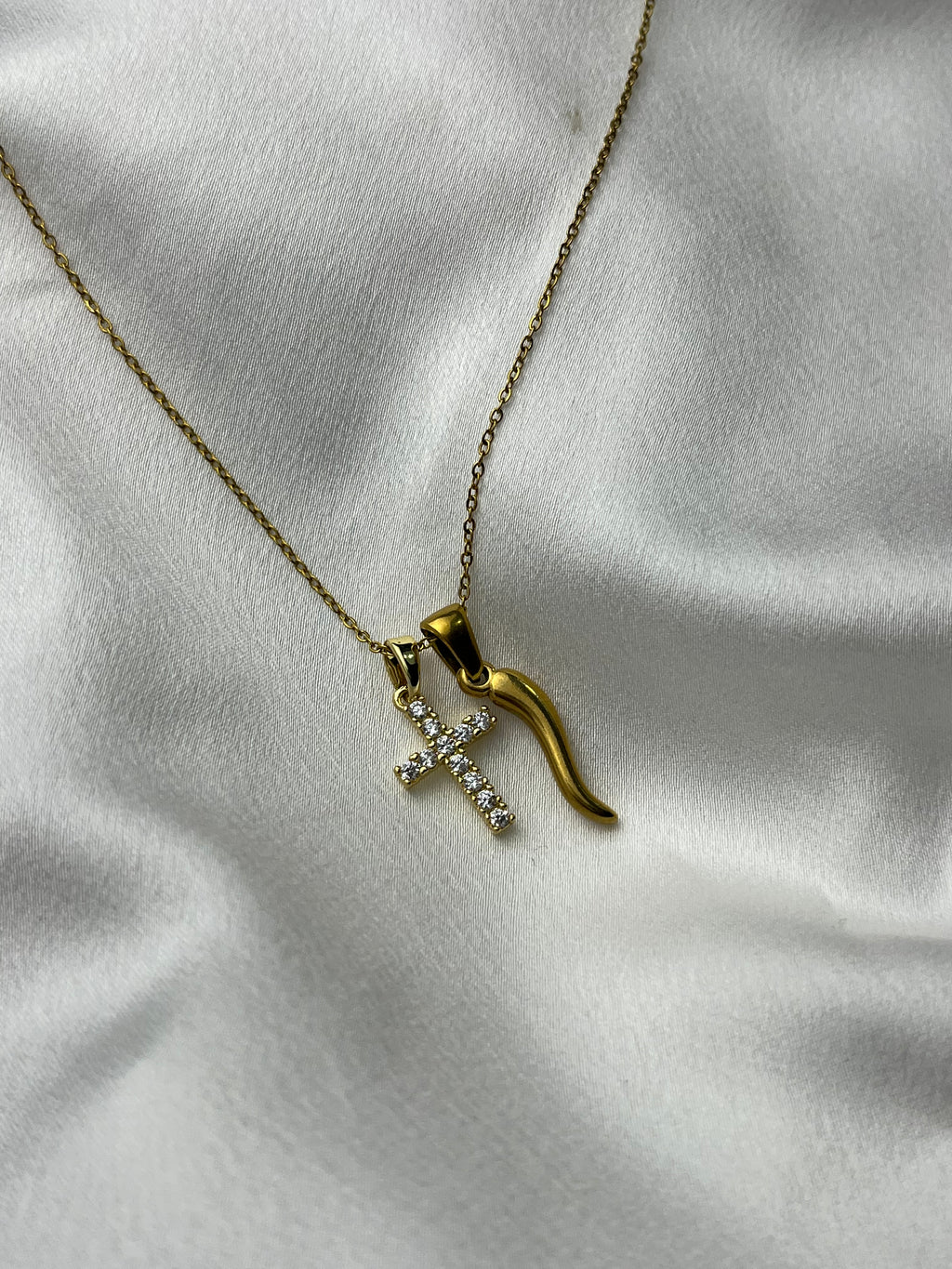 CREA LA TUA COLLANA ORO